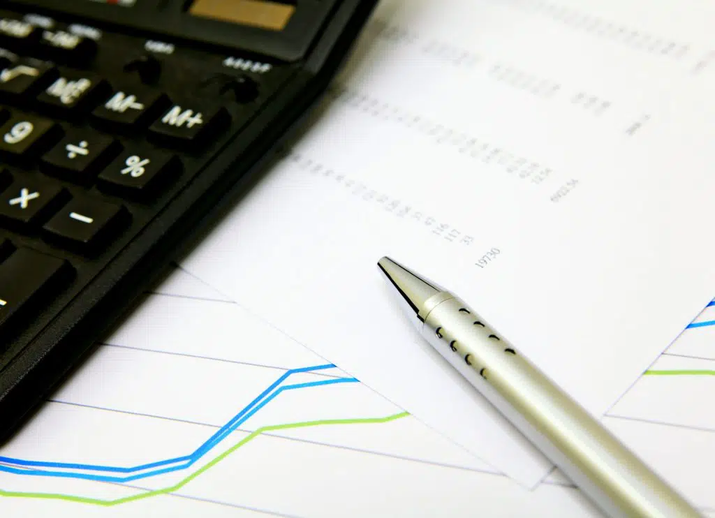 How Do Banks Price Foreclosures?